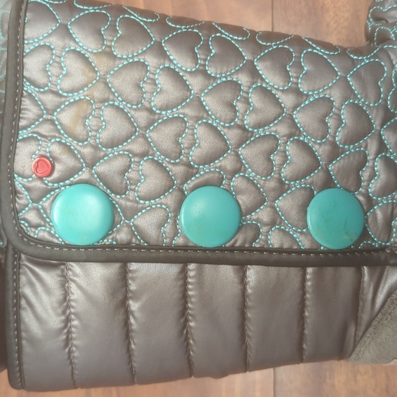 UGG Girls Boots - Picture 10 of 11